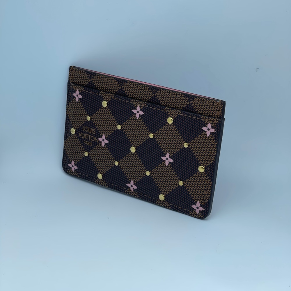 Louis Vuitton Card Holder - Picture 8 of 9